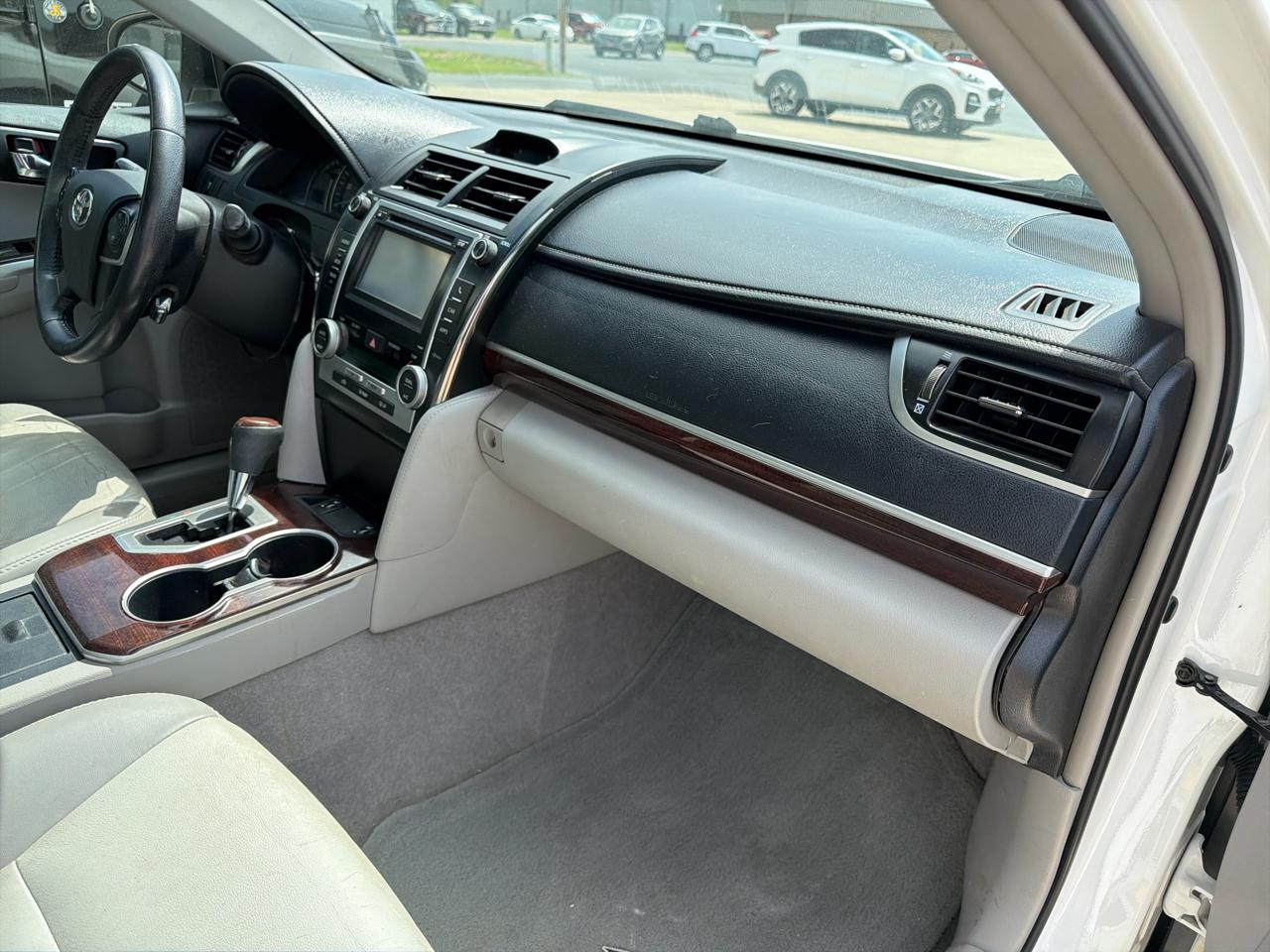 Toyota Camry 4dr Sdn I4 Auto SE Sport Limited Edition (Natl) 2012