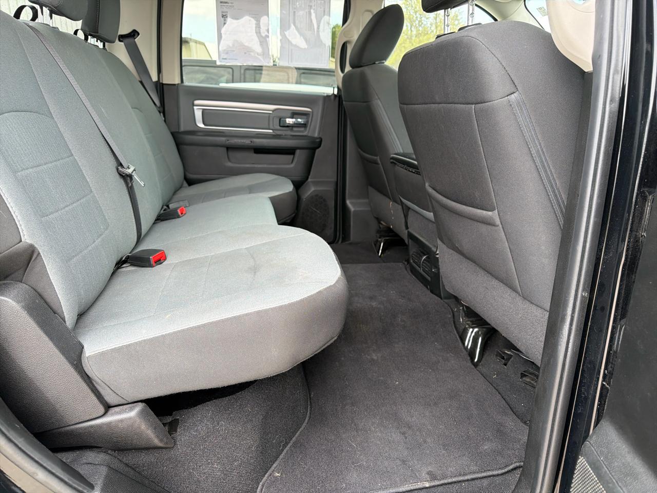 RAM 1500 Classic SLT 4x2 Crew Cab 5'7" Box 2022