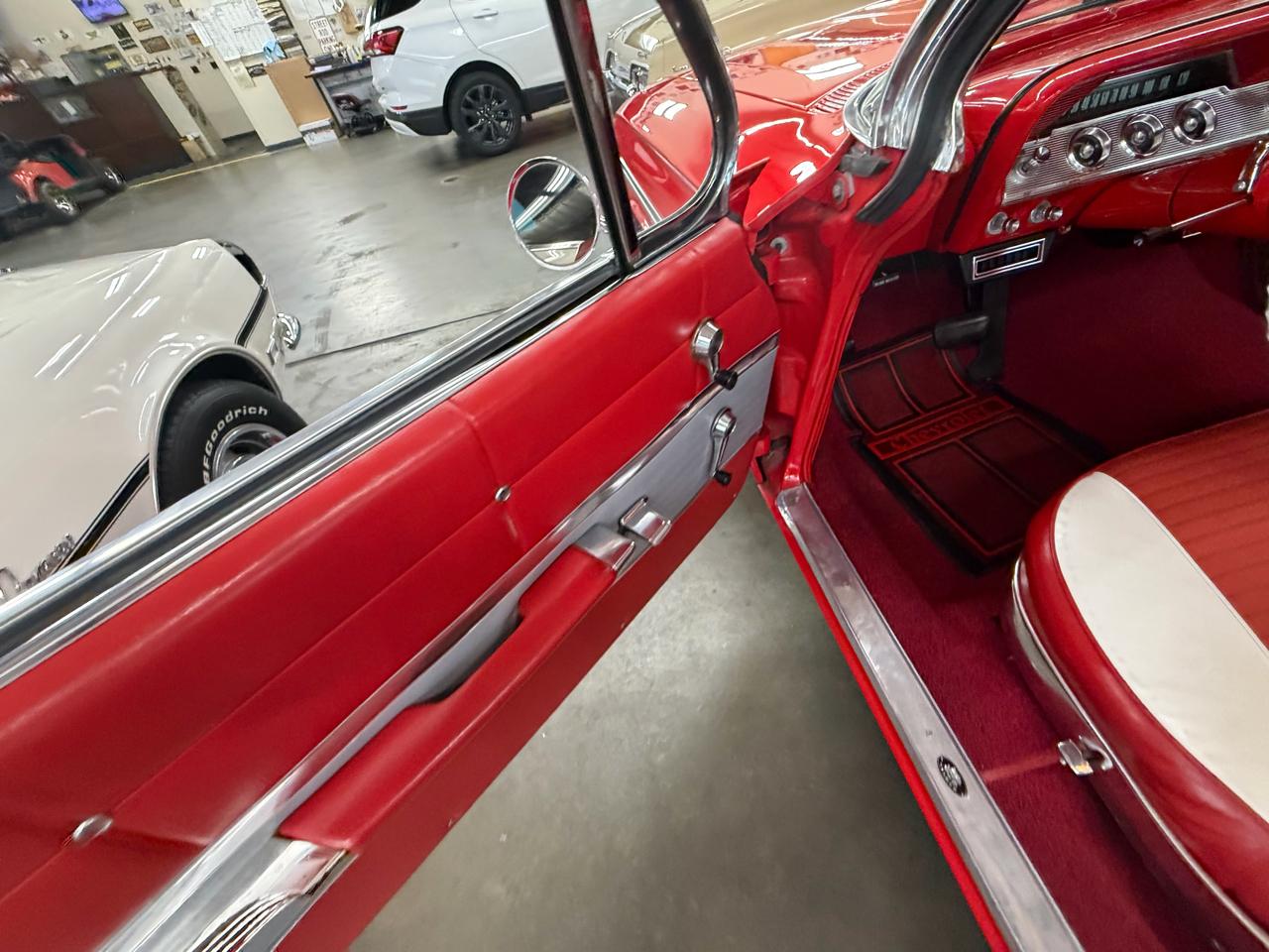 Chevrolet Impala  1961