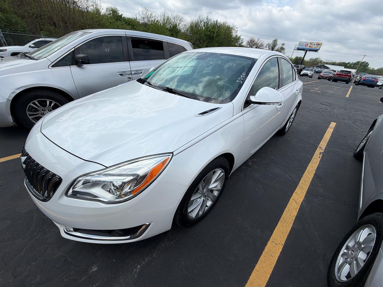 Buick Regal 4dr Sdn Premium II AWD 2017