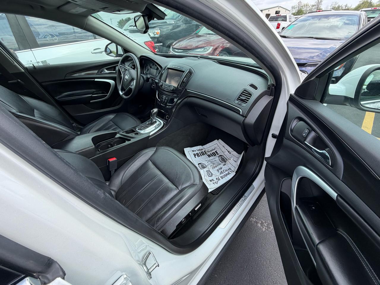 Buick Regal 4dr Sdn Premium II AWD 2017