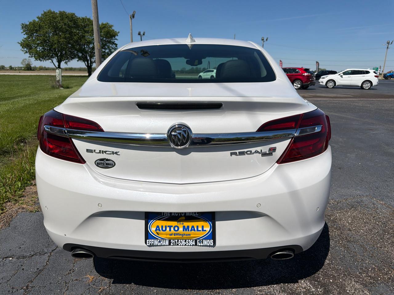 Buick Regal 4dr Sdn Premium II AWD 2017