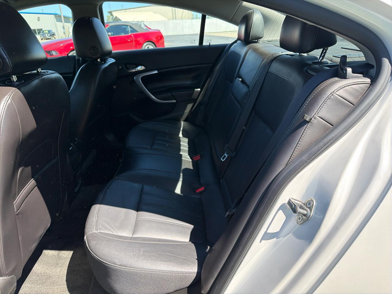 Buick Regal 4dr Sdn Premium II AWD 2017