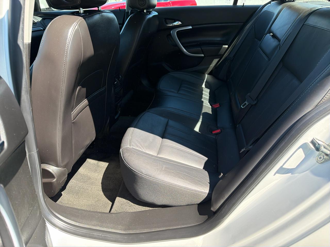 Buick Regal 4dr Sdn Premium II AWD 2017