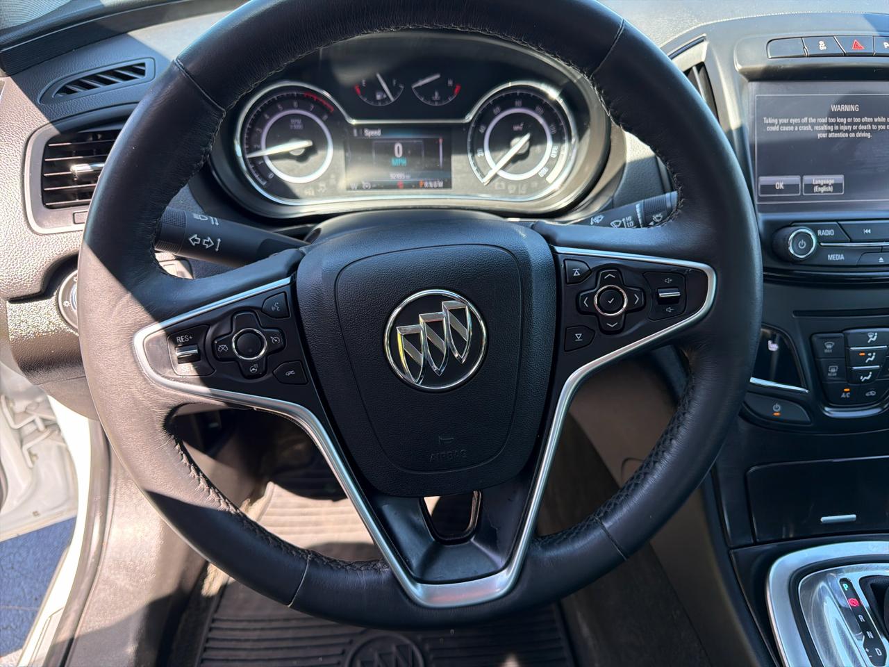 Buick Regal 4dr Sdn Premium II AWD 2017