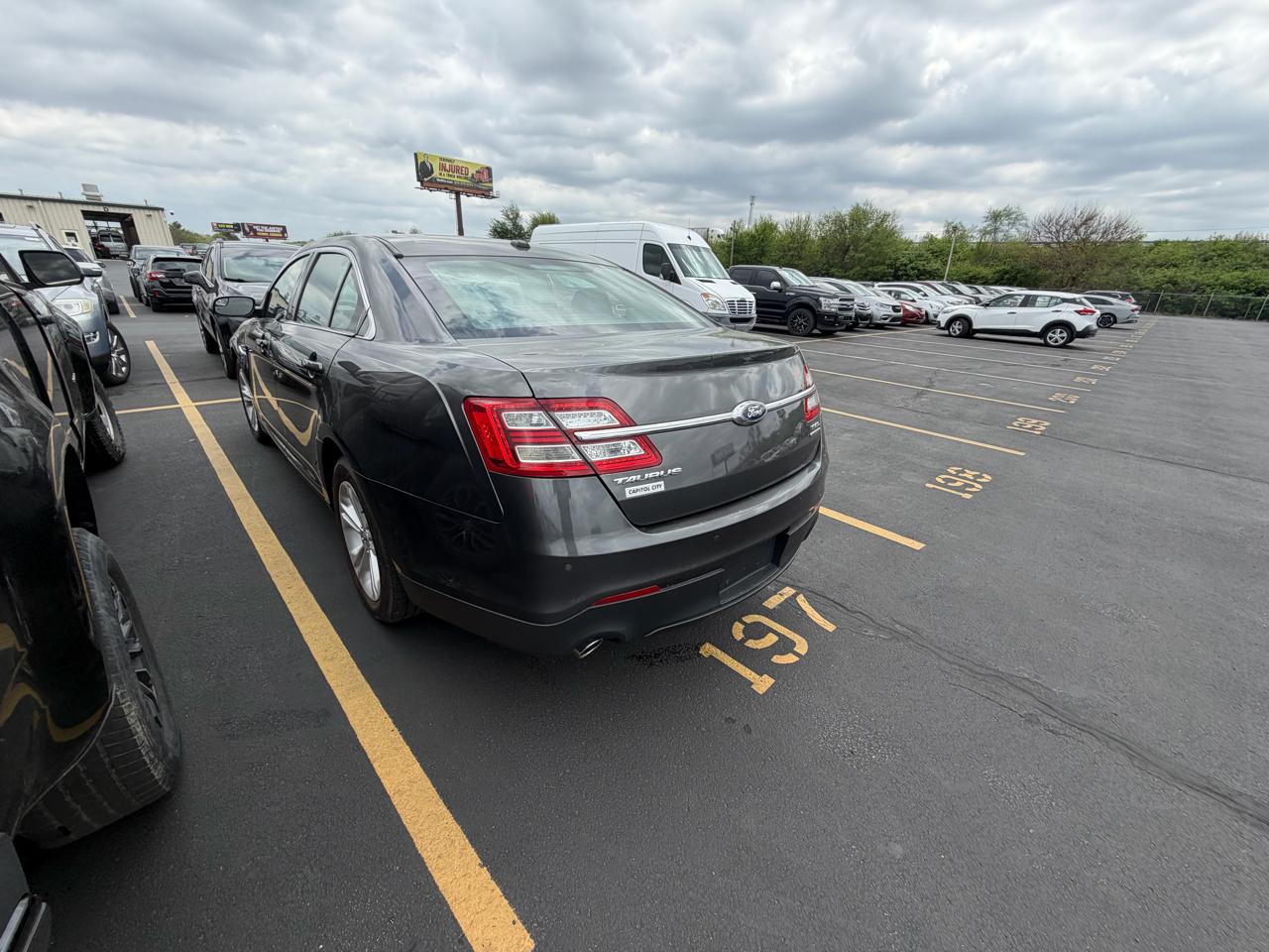 Ford Taurus SEL FWD 2018