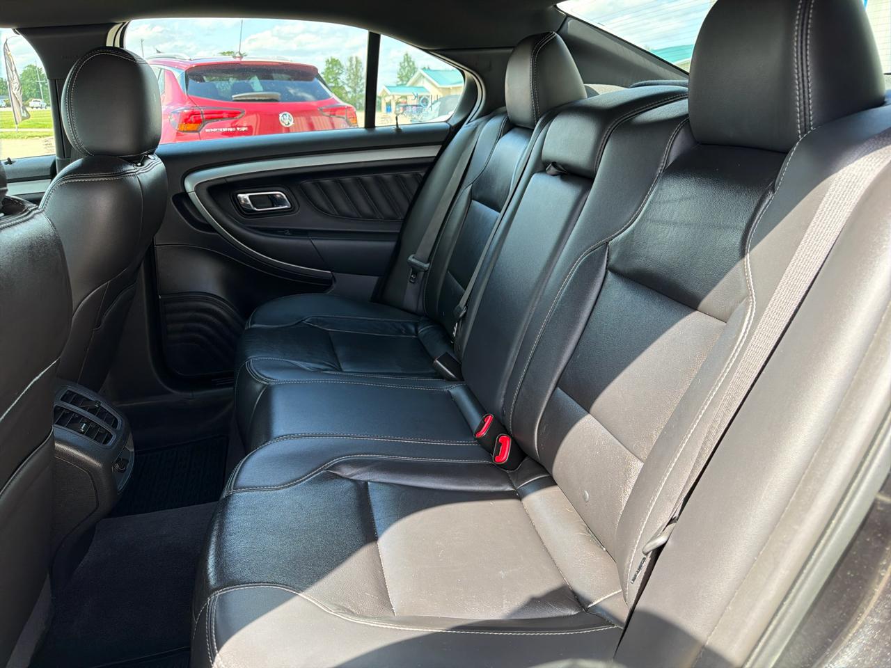 Ford Taurus SEL FWD 2018