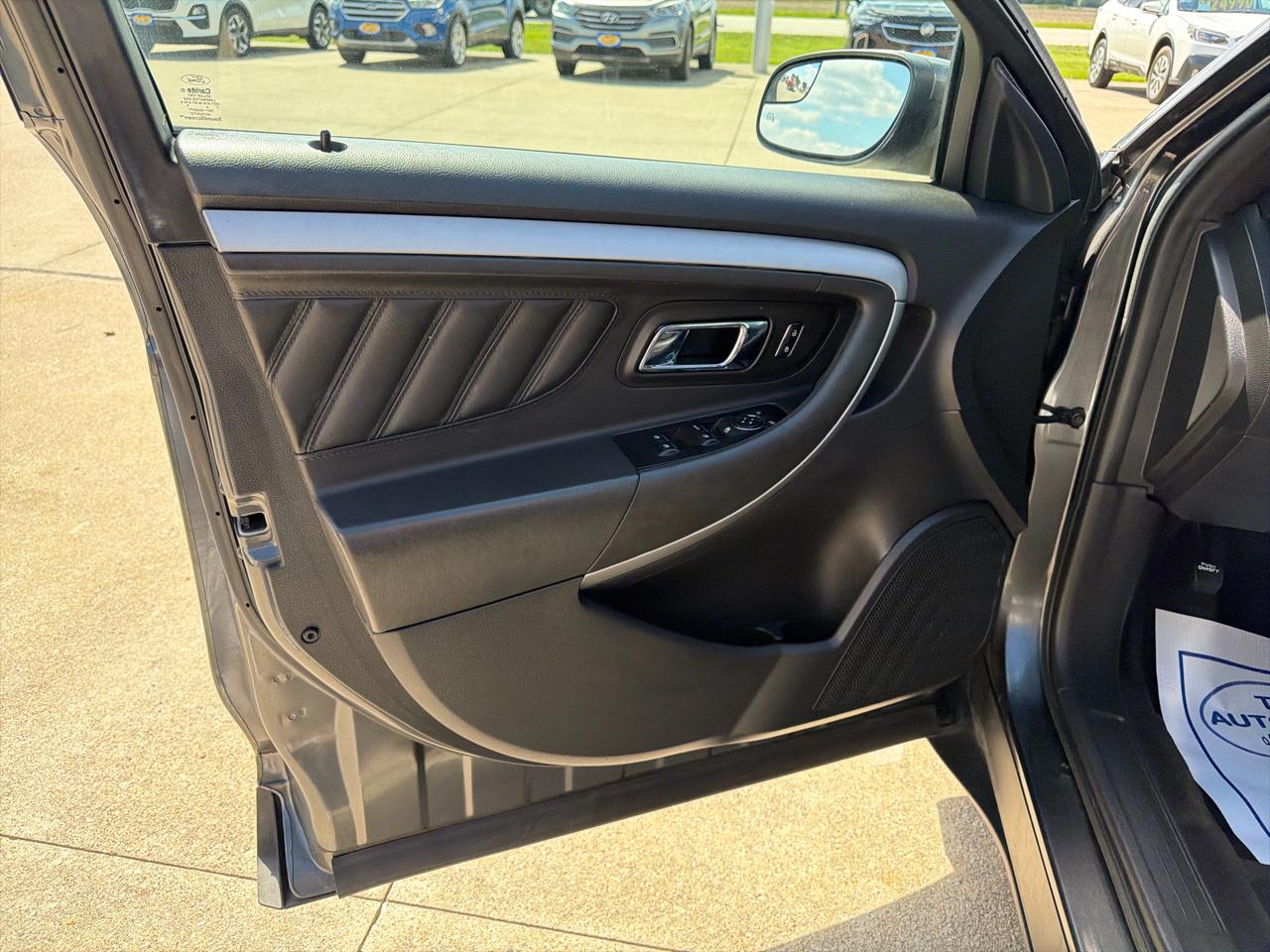 Ford Taurus SEL FWD 2018