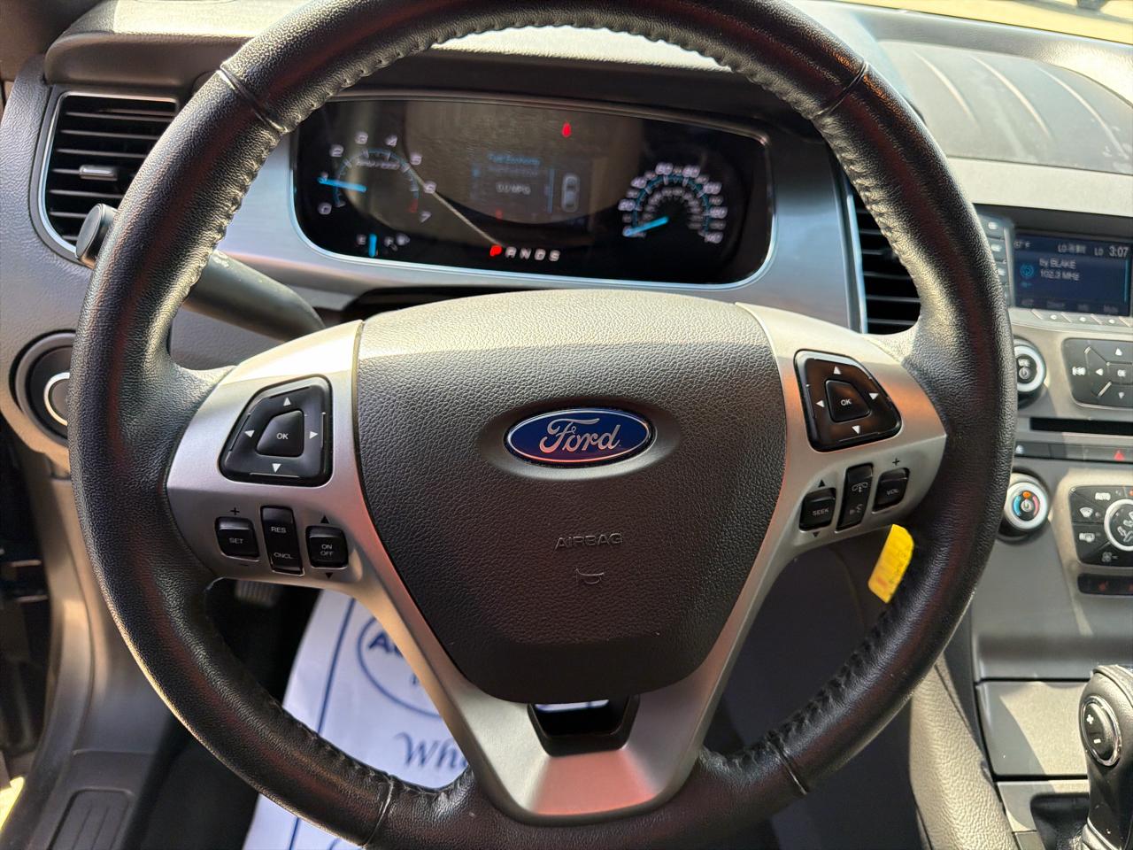 Ford Taurus SEL FWD 2018