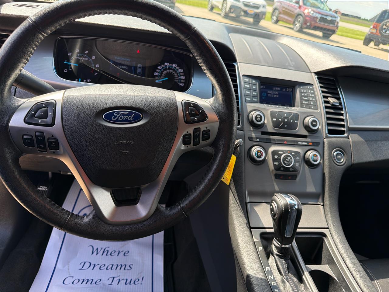 Ford Taurus SEL FWD 2018
