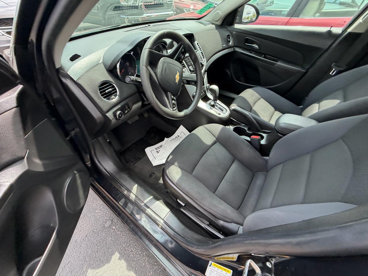 Chevrolet Cruze Limited 4dr Sdn Auto LT w/1LT 2016