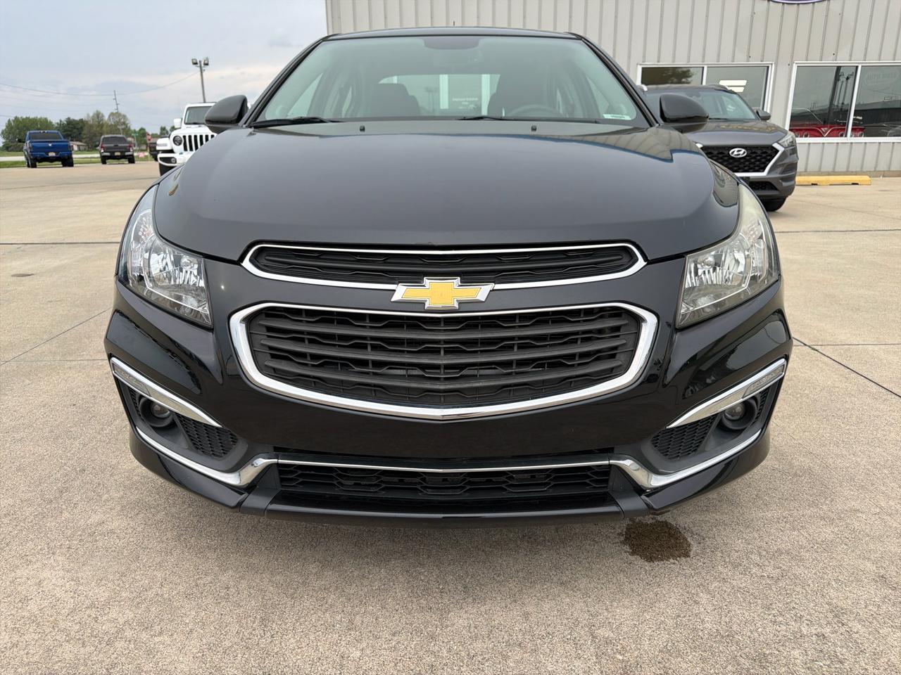 Chevrolet Cruze Limited 4dr Sdn Auto LT w/1LT 2016