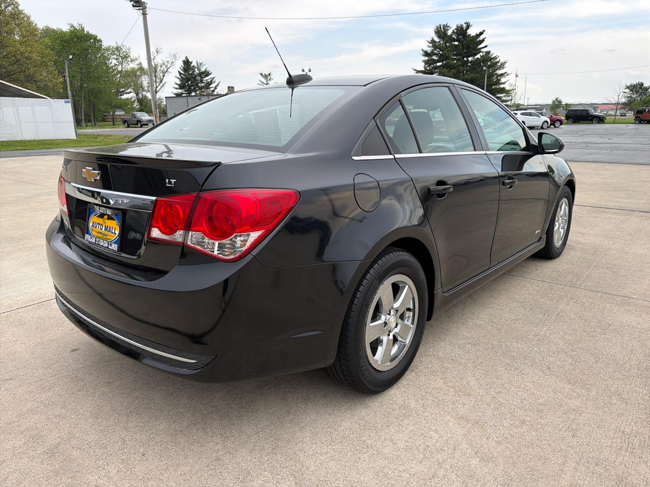 Chevrolet Cruze Limited 4dr Sdn Auto LT w/1LT 2016