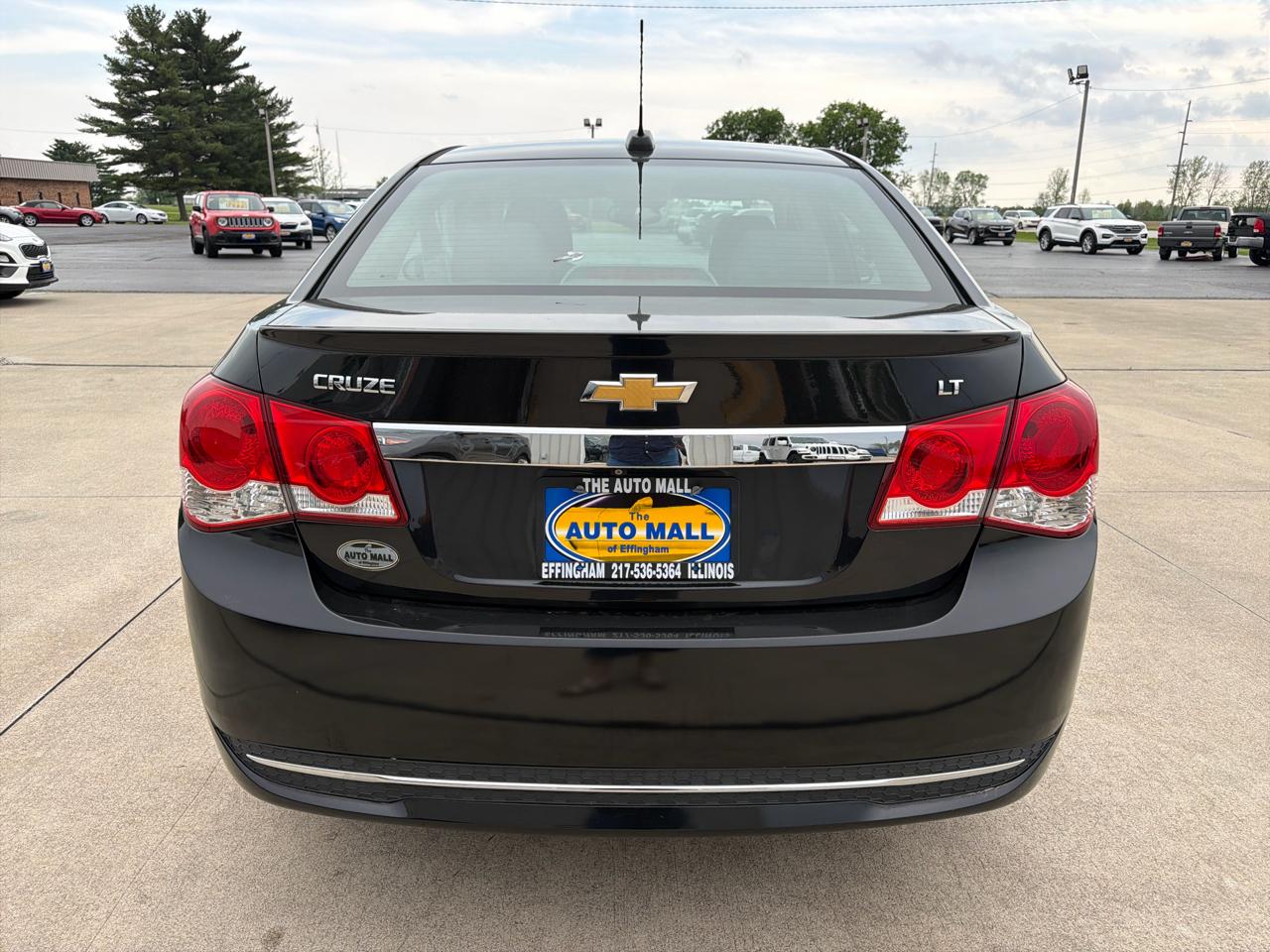 Chevrolet Cruze Limited 4dr Sdn Auto LT w/1LT 2016