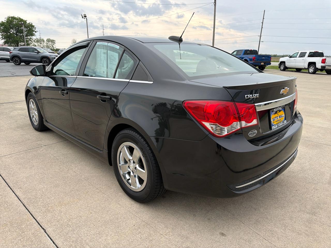 Chevrolet Cruze Limited 4dr Sdn Auto LT w/1LT 2016