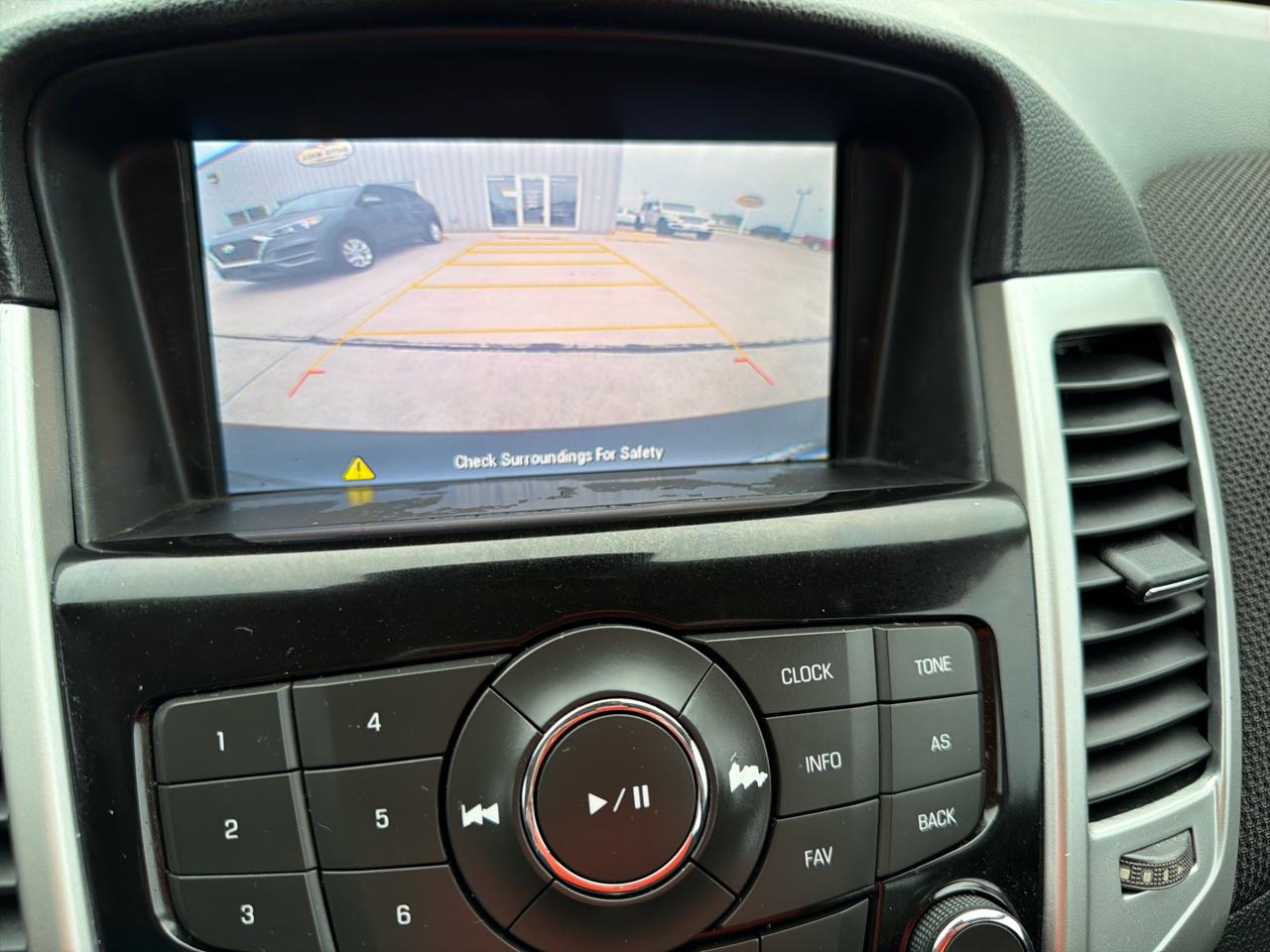 Chevrolet Cruze Limited 4dr Sdn Auto LT w/1LT 2016