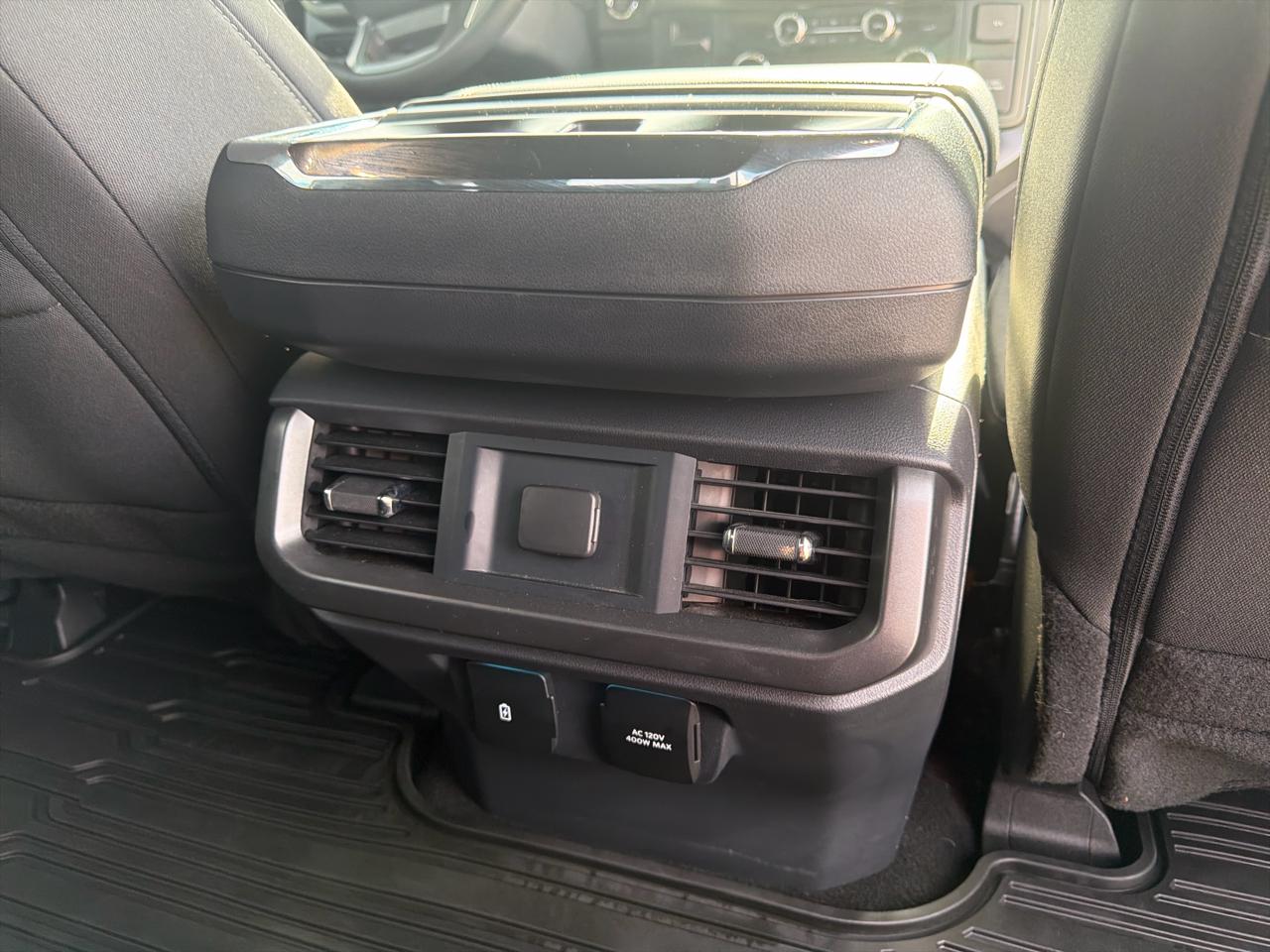 Ford F-150 4WD SuperCrew 145" XLT 2024