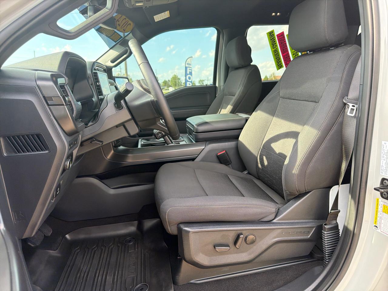 Ford F-150 4WD SuperCrew 145" XLT 2024