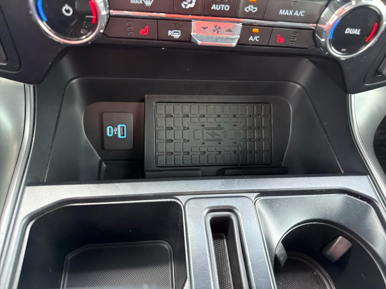 Ford F-150 4WD SuperCrew 145" XLT 2024