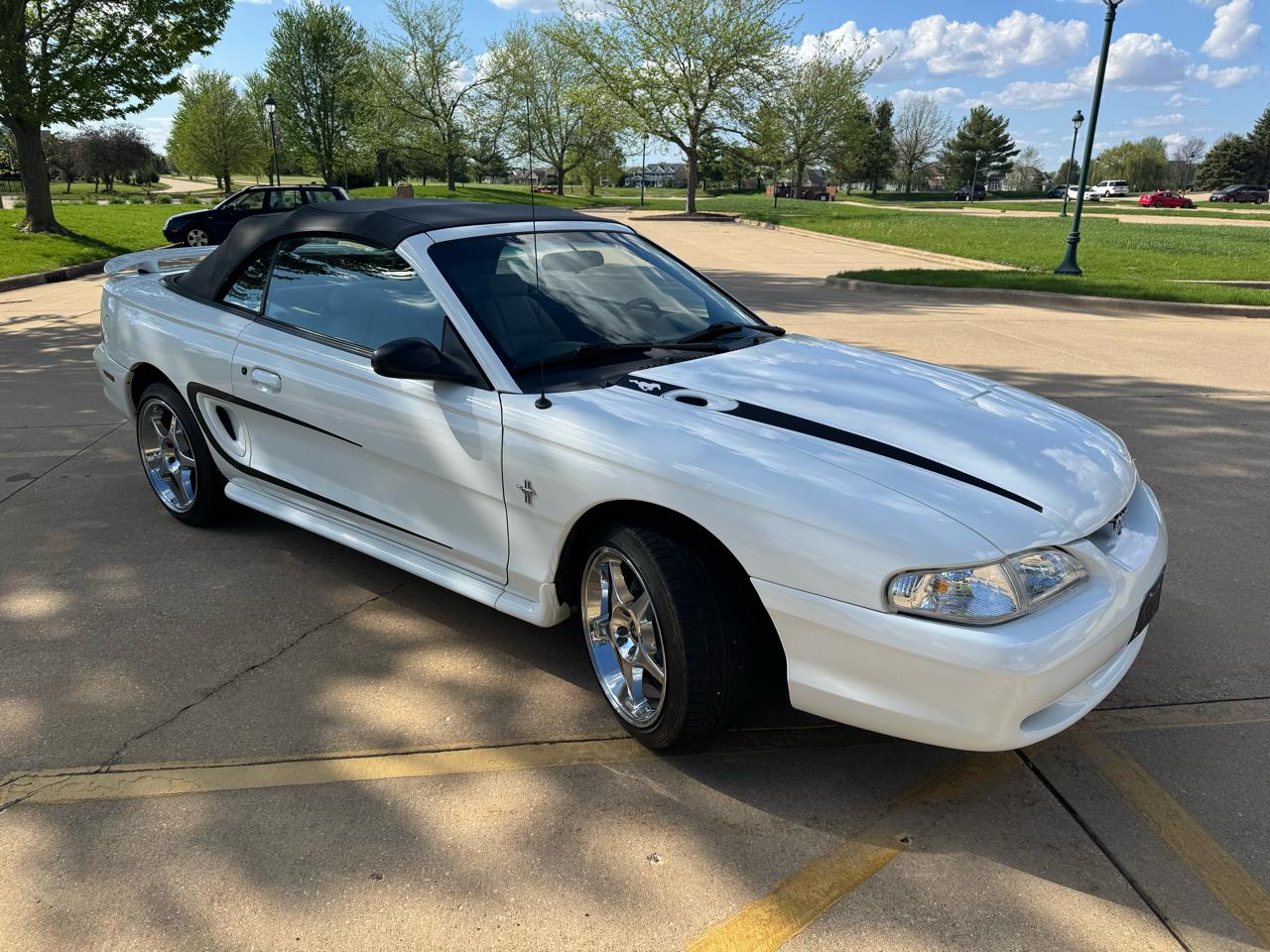 Ford Mustang 2dr Convertible 1996