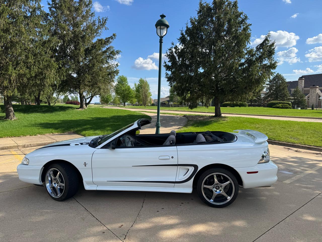 Ford Mustang 2dr Convertible 1996