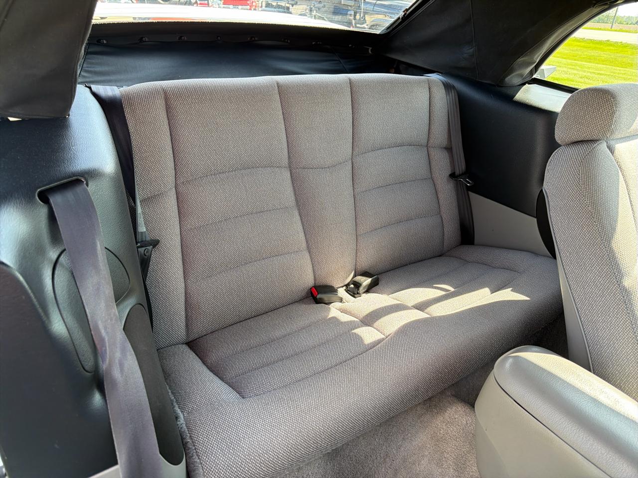 Ford Mustang 2dr Convertible 1996