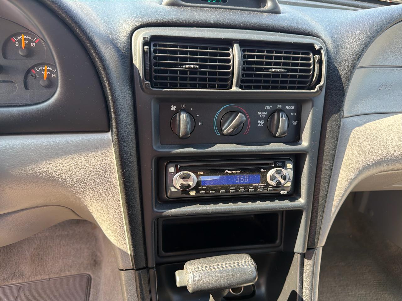 Ford Mustang 2dr Convertible 1996