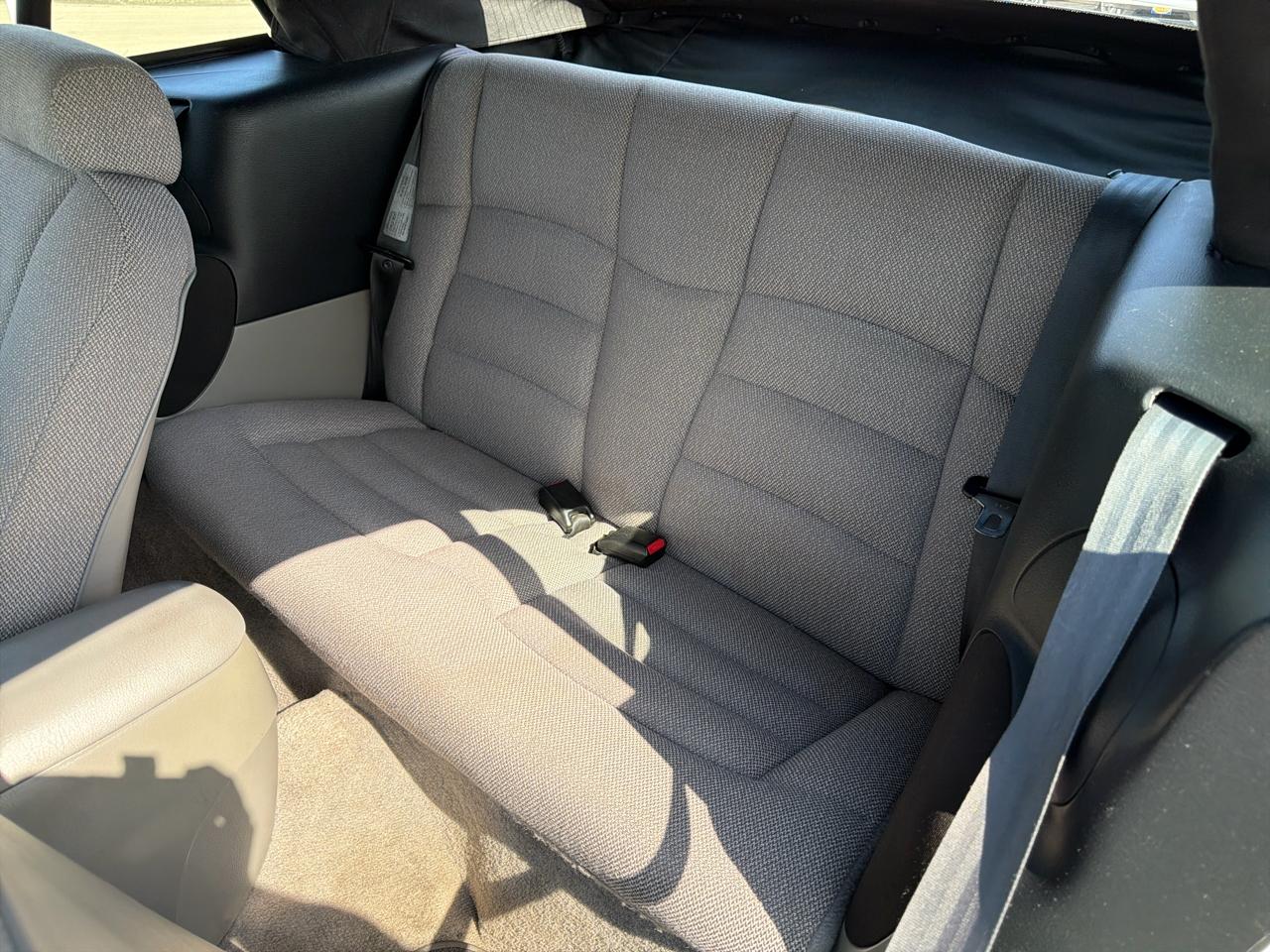 Ford Mustang 2dr Convertible 1996