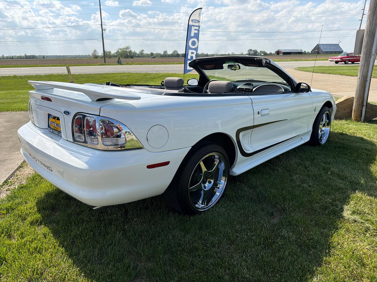 Ford Mustang 2dr Convertible 1996
