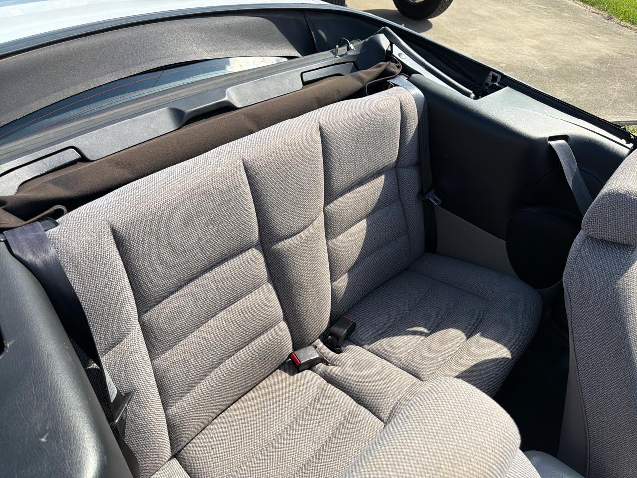 Ford Mustang 2dr Convertible 1996