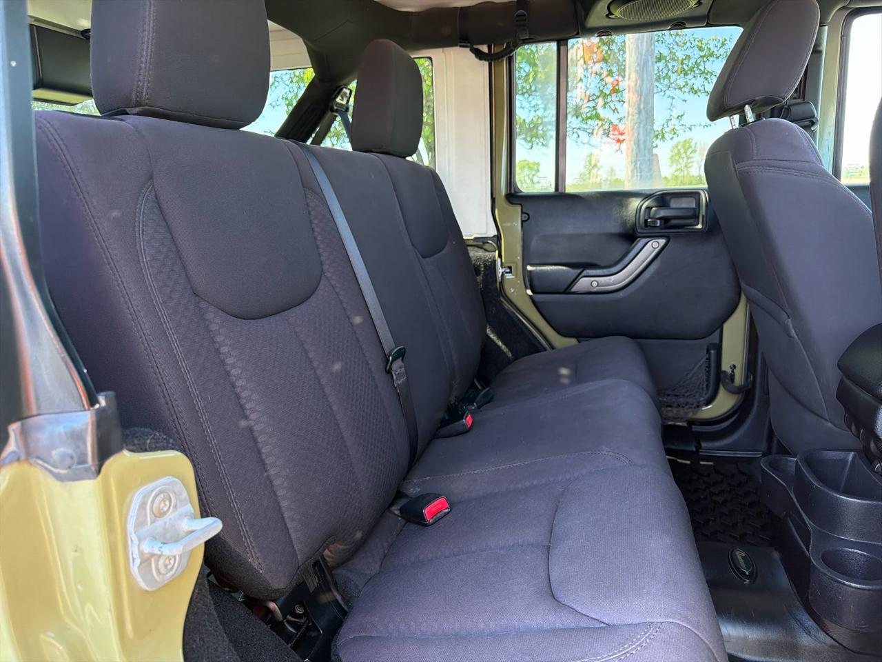 Jeep Wrangler Unlimited 4WD 4dr Sport 2013