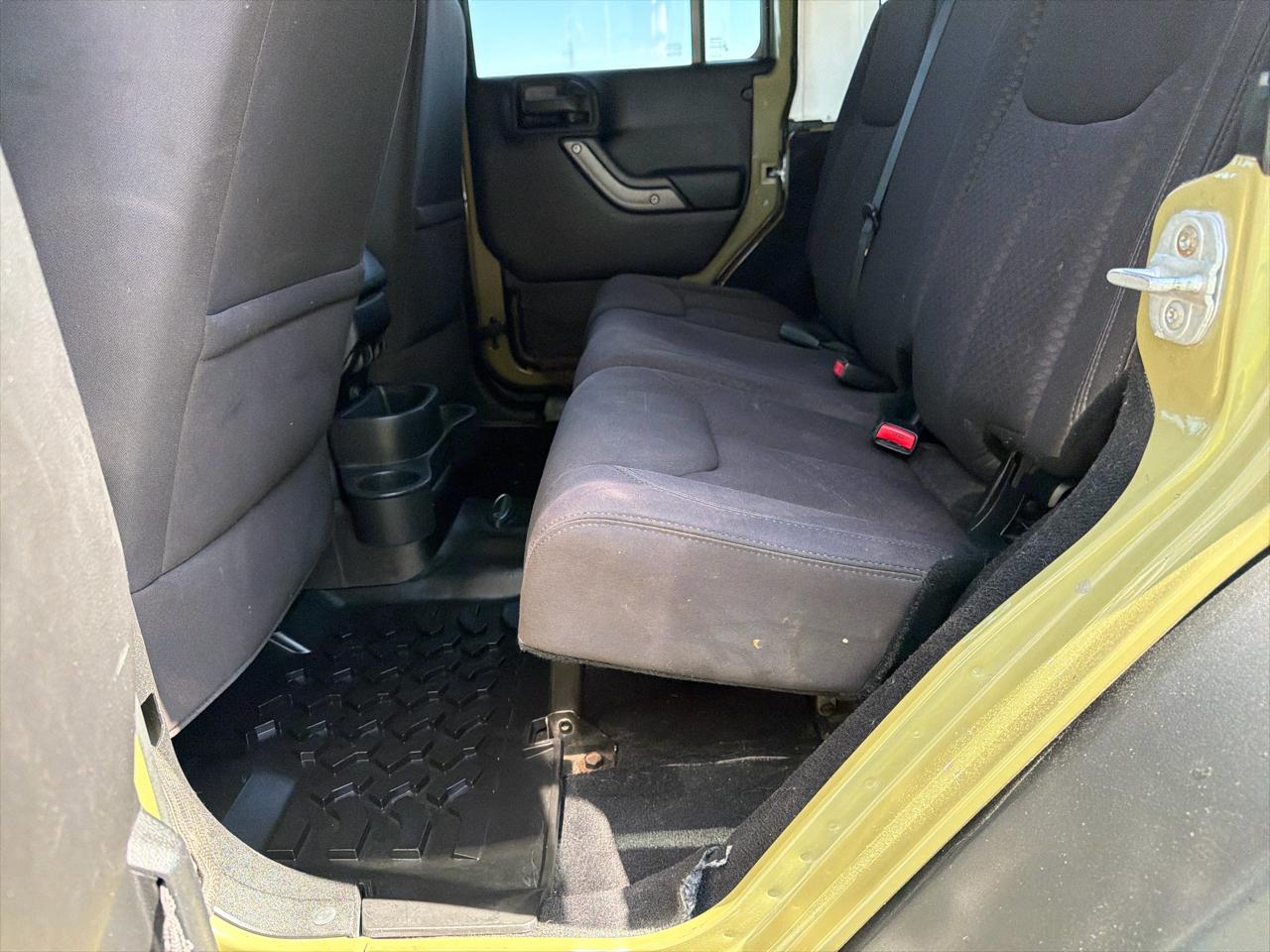 Jeep Wrangler Unlimited 4WD 4dr Sport 2013