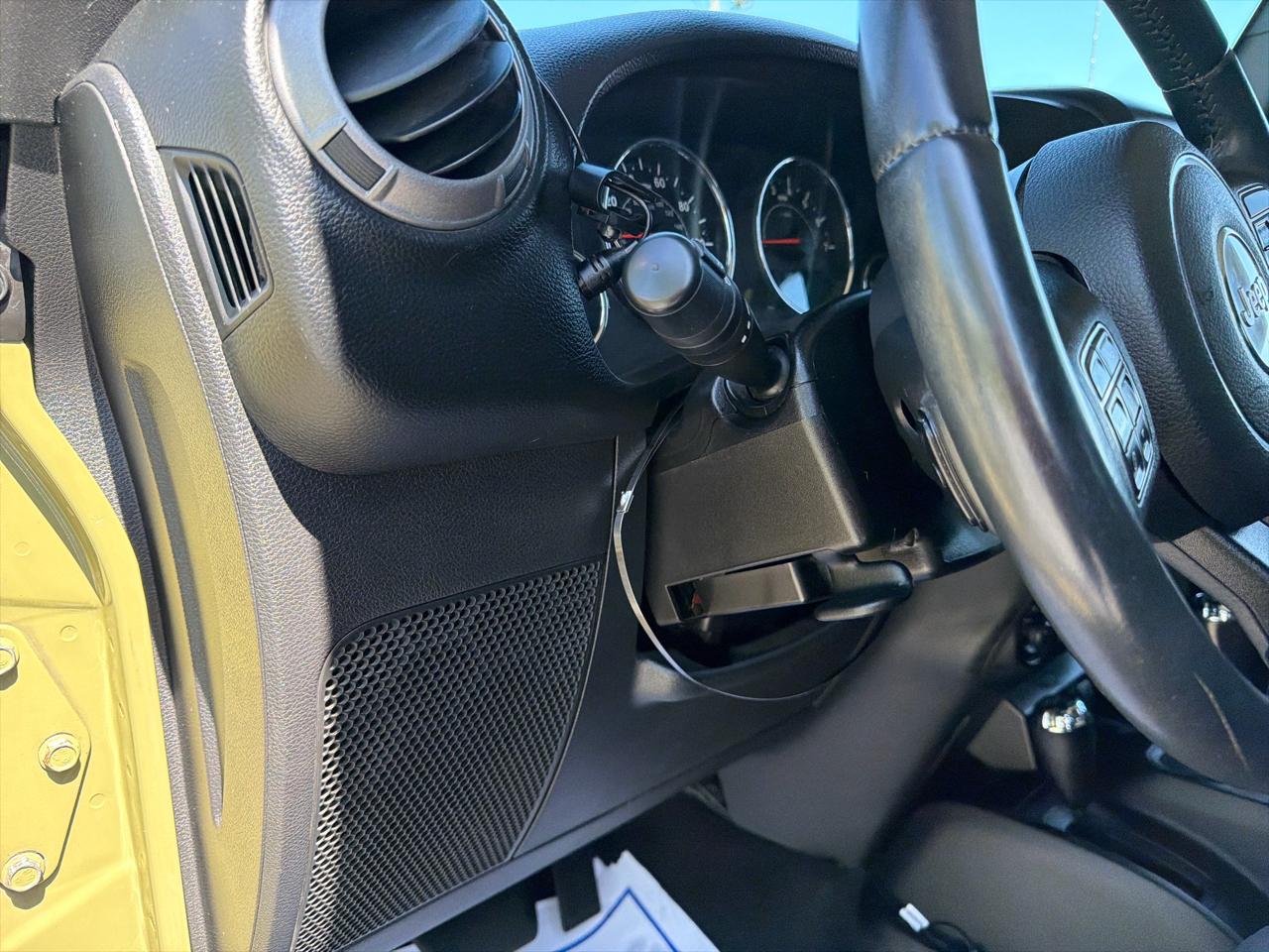 Jeep Wrangler Unlimited 4WD 4dr Sport 2013