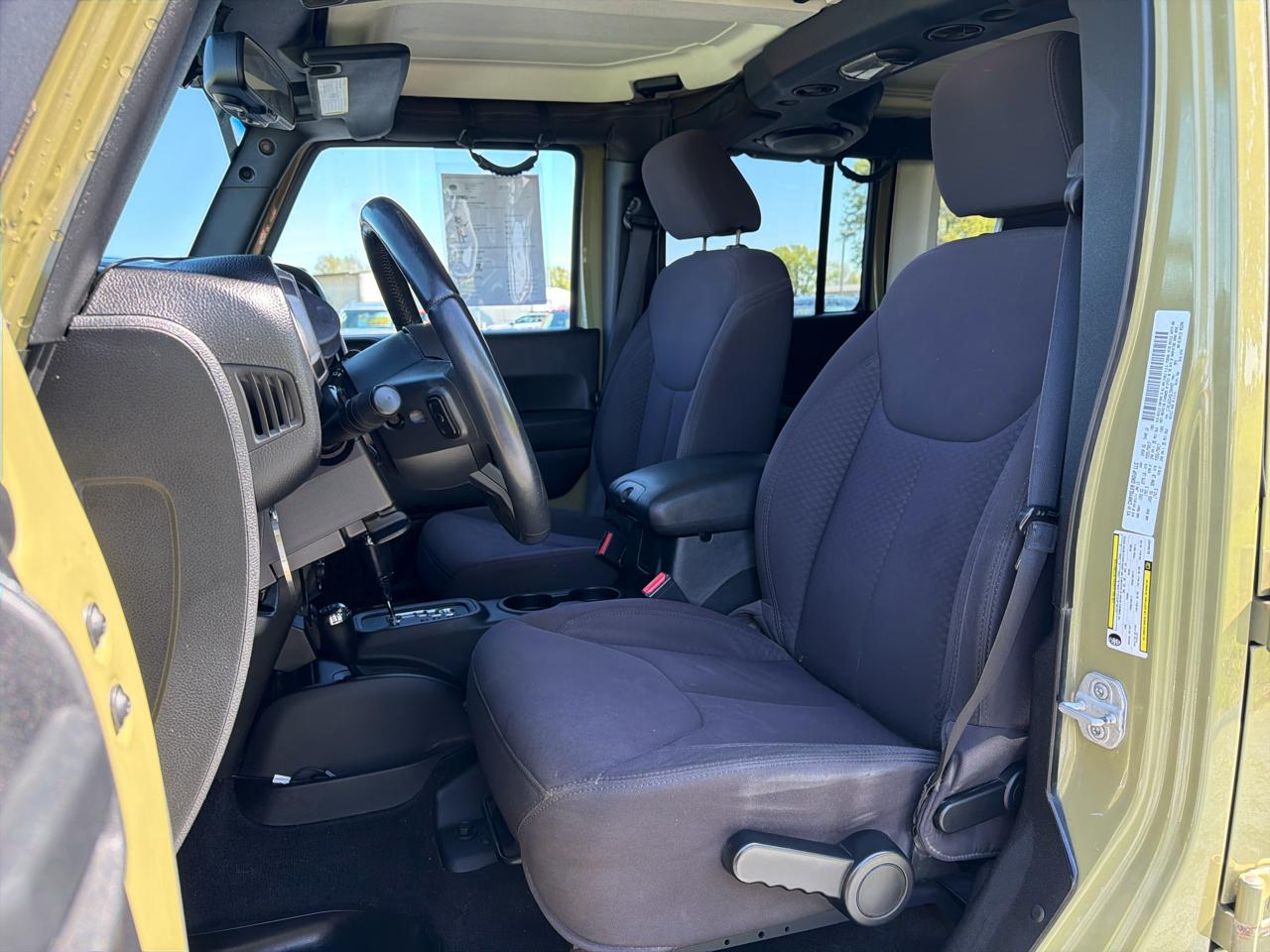 Jeep Wrangler Unlimited 4WD 4dr Sport 2013