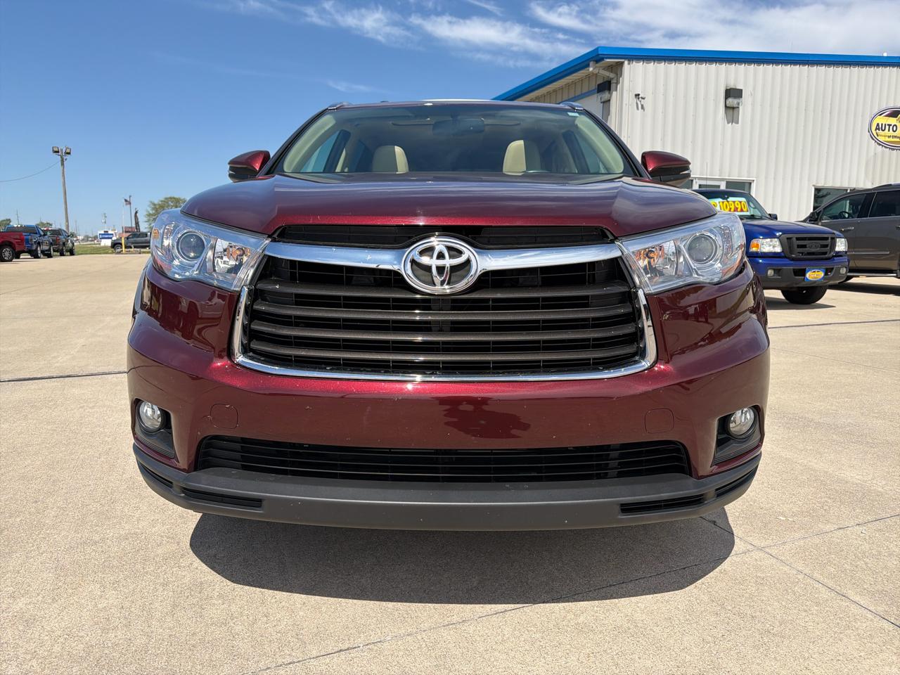 Toyota Highlander AWD 4dr V6 XLE (Natl) 2016