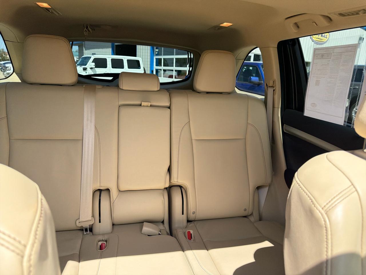 Toyota Highlander AWD 4dr V6 XLE (Natl) 2016