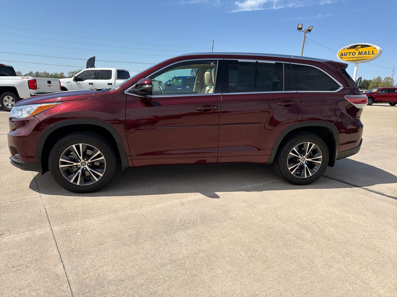 Toyota Highlander AWD 4dr V6 XLE (Natl) 2016