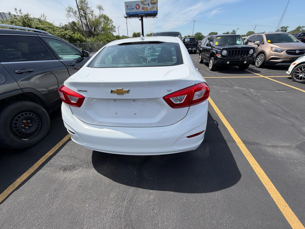 Chevrolet Cruze 4dr Sdn 1.4L LT w/1SD 2017