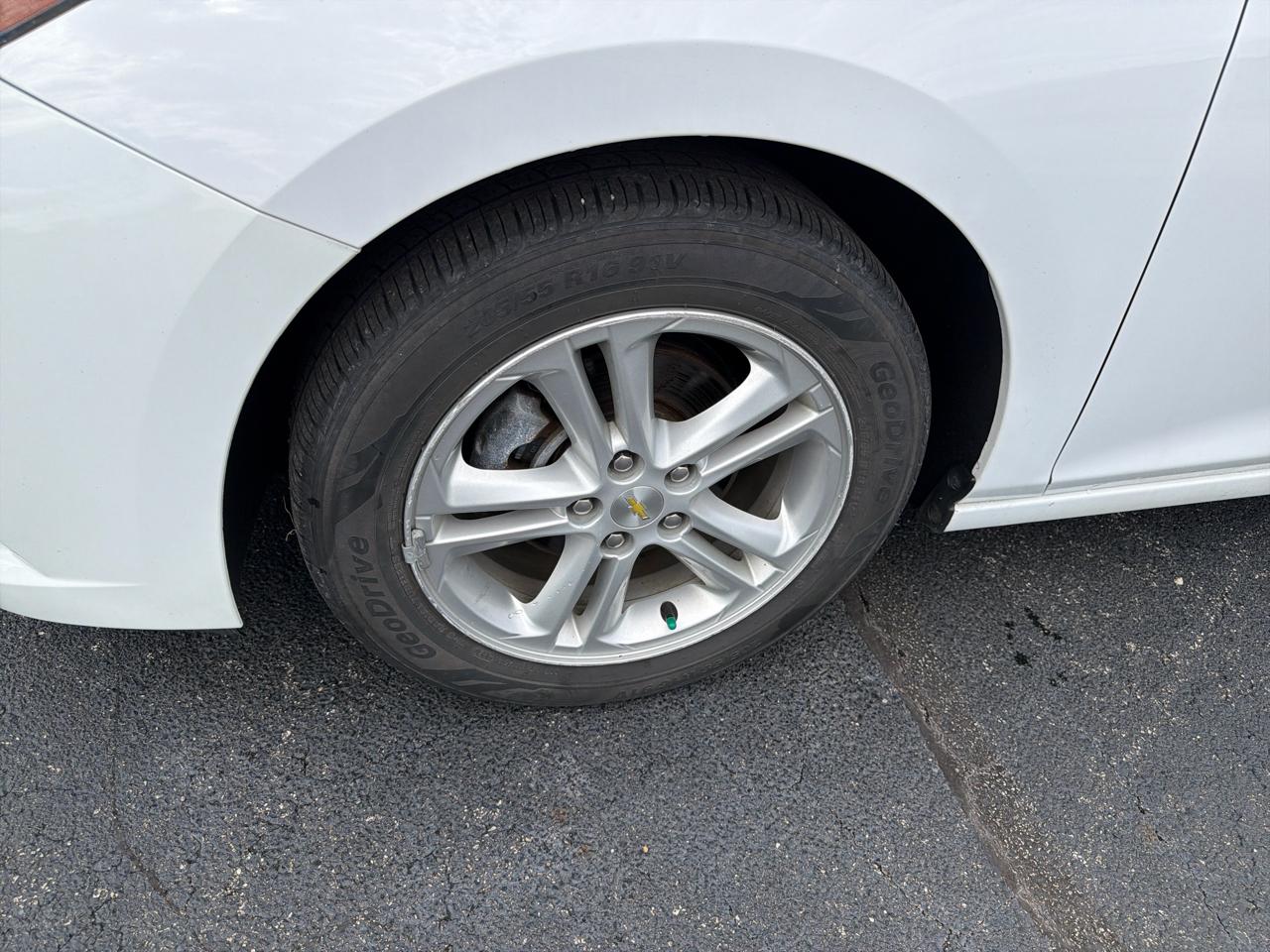 Chevrolet Cruze 4dr Sdn 1.4L LT w/1SD 2017