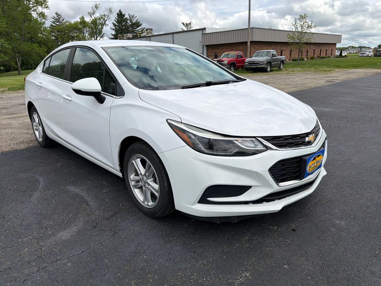 Chevrolet Cruze 4dr Sdn 1.4L LT w/1SD 2017