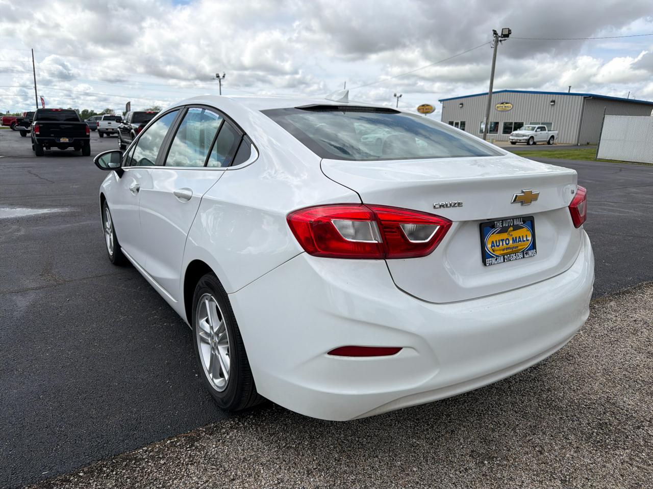 Chevrolet Cruze 4dr Sdn 1.4L LT w/1SD 2017