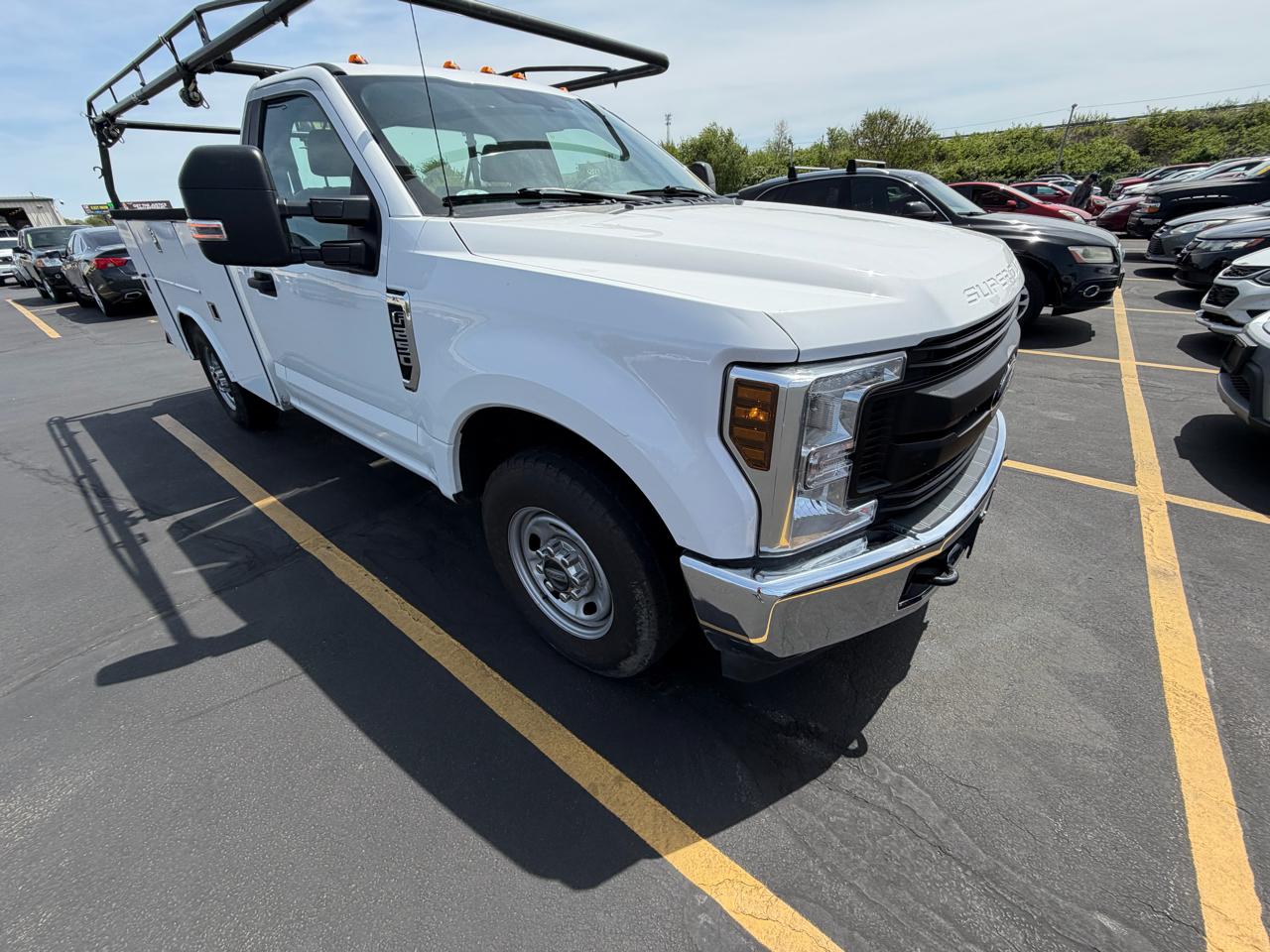 Ford Super Duty F-250 SRW XLT 2WD Reg Cab 8' Box 2019