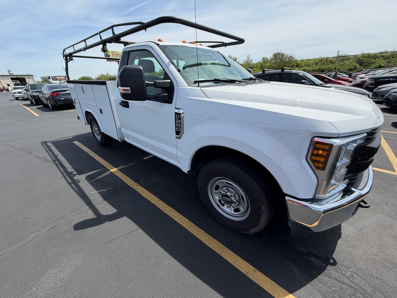 Ford Super Duty F-250 SRW XLT 2WD Reg Cab 8' Box 2019