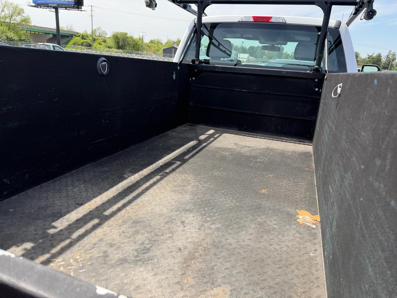 Ford Super Duty F-250 SRW XLT 2WD Reg Cab 8' Box 2019