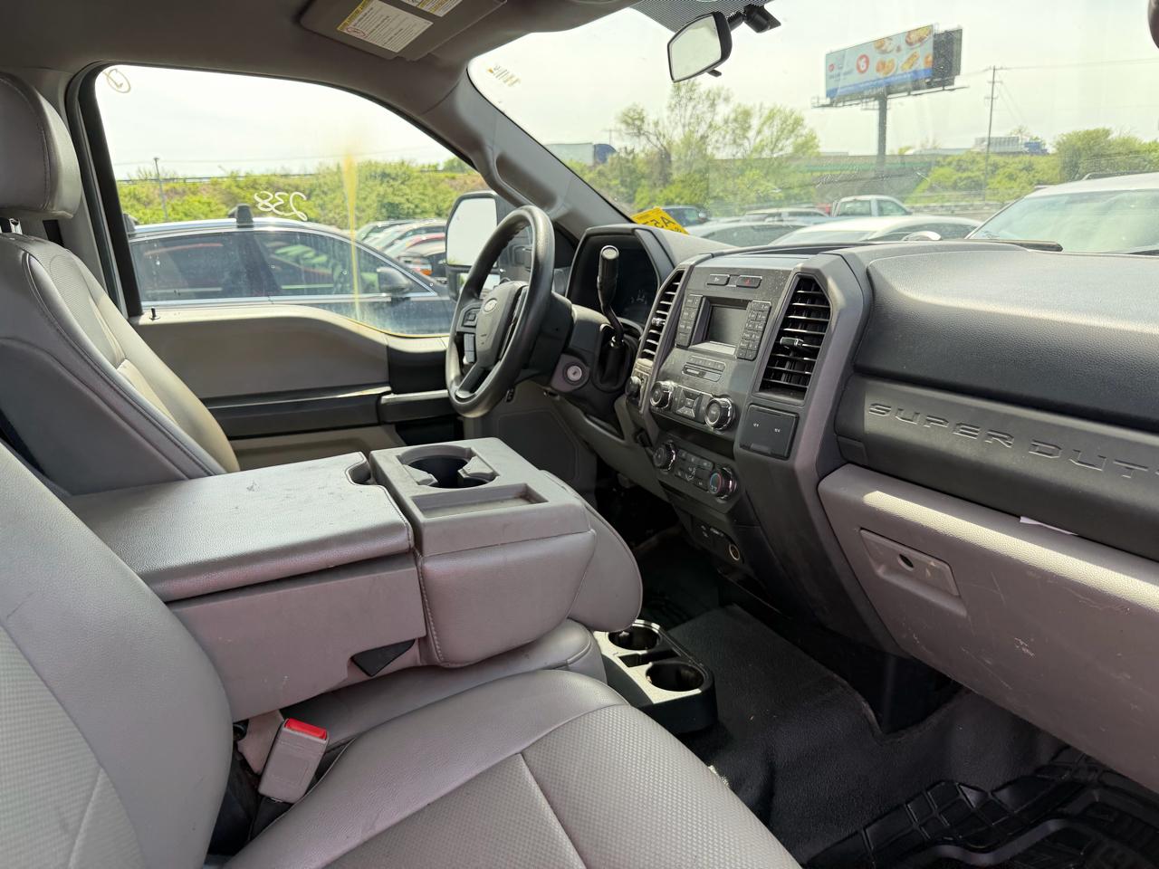 Ford Super Duty F-250 SRW XLT 2WD Reg Cab 8' Box 2019
