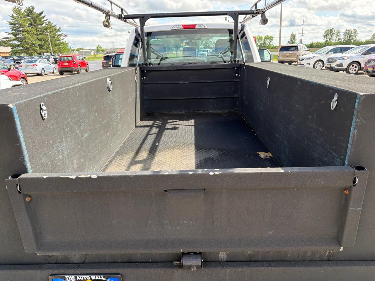 Ford Super Duty F-250 SRW XLT 2WD Reg Cab 8' Box 2019