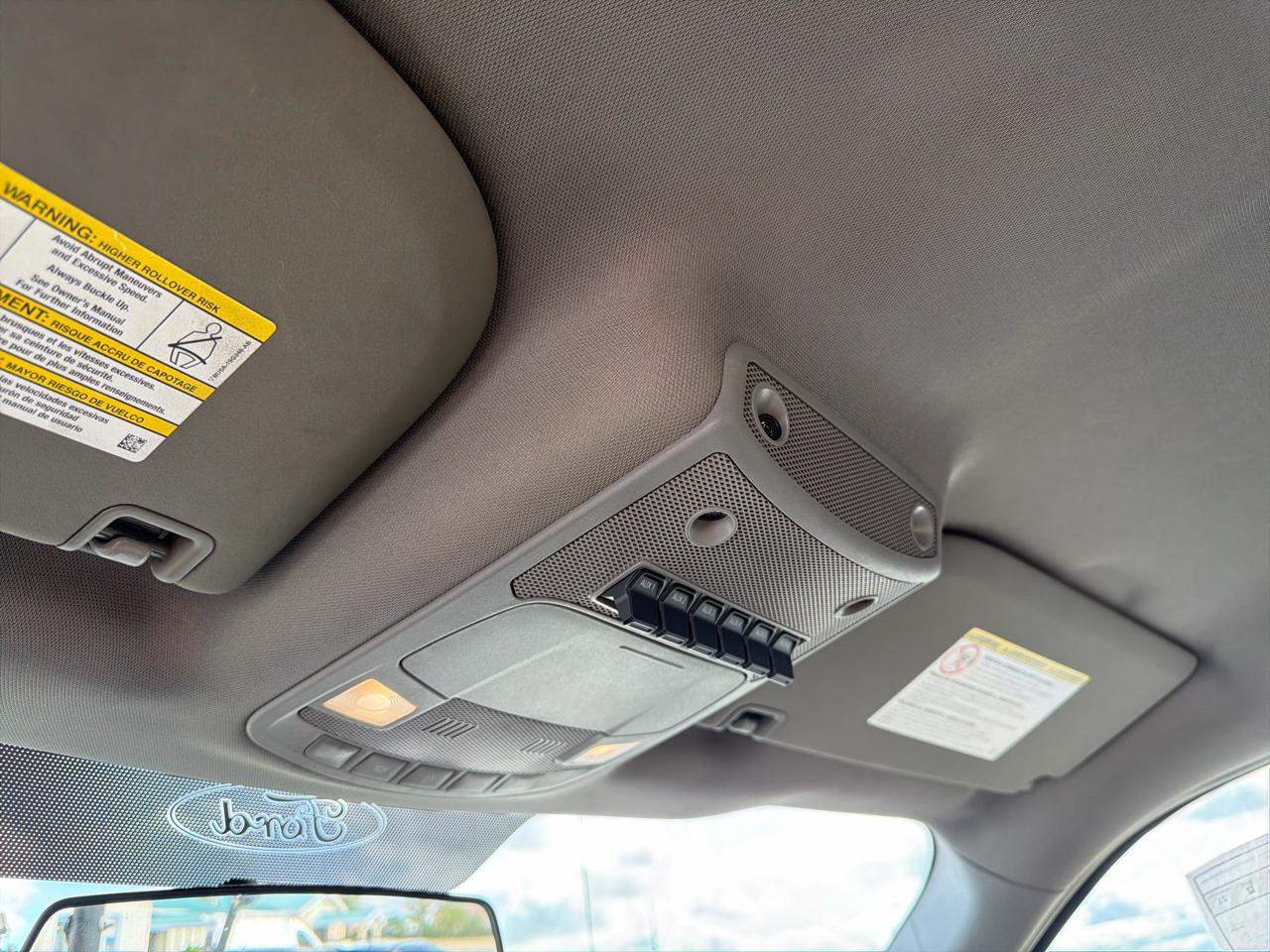 Ford Super Duty F-250 SRW XLT 2WD Reg Cab 8' Box 2019