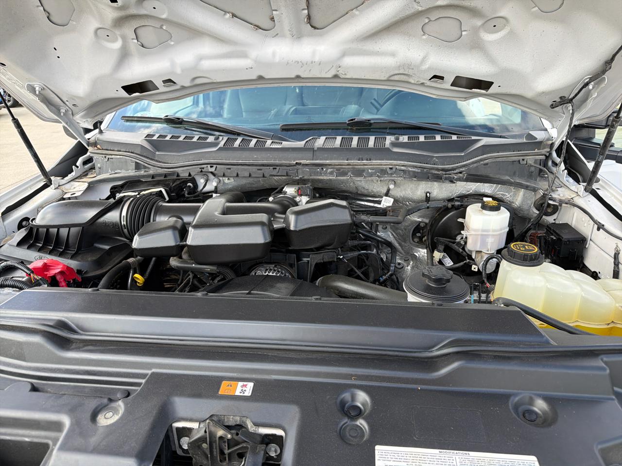 Ford Super Duty F-250 SRW XLT 2WD Reg Cab 8' Box 2019