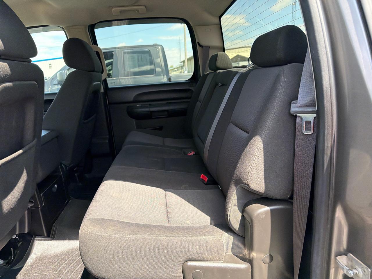 Chevrolet Silverado 1500 4WD Crew Cab 143.5" LT 2013