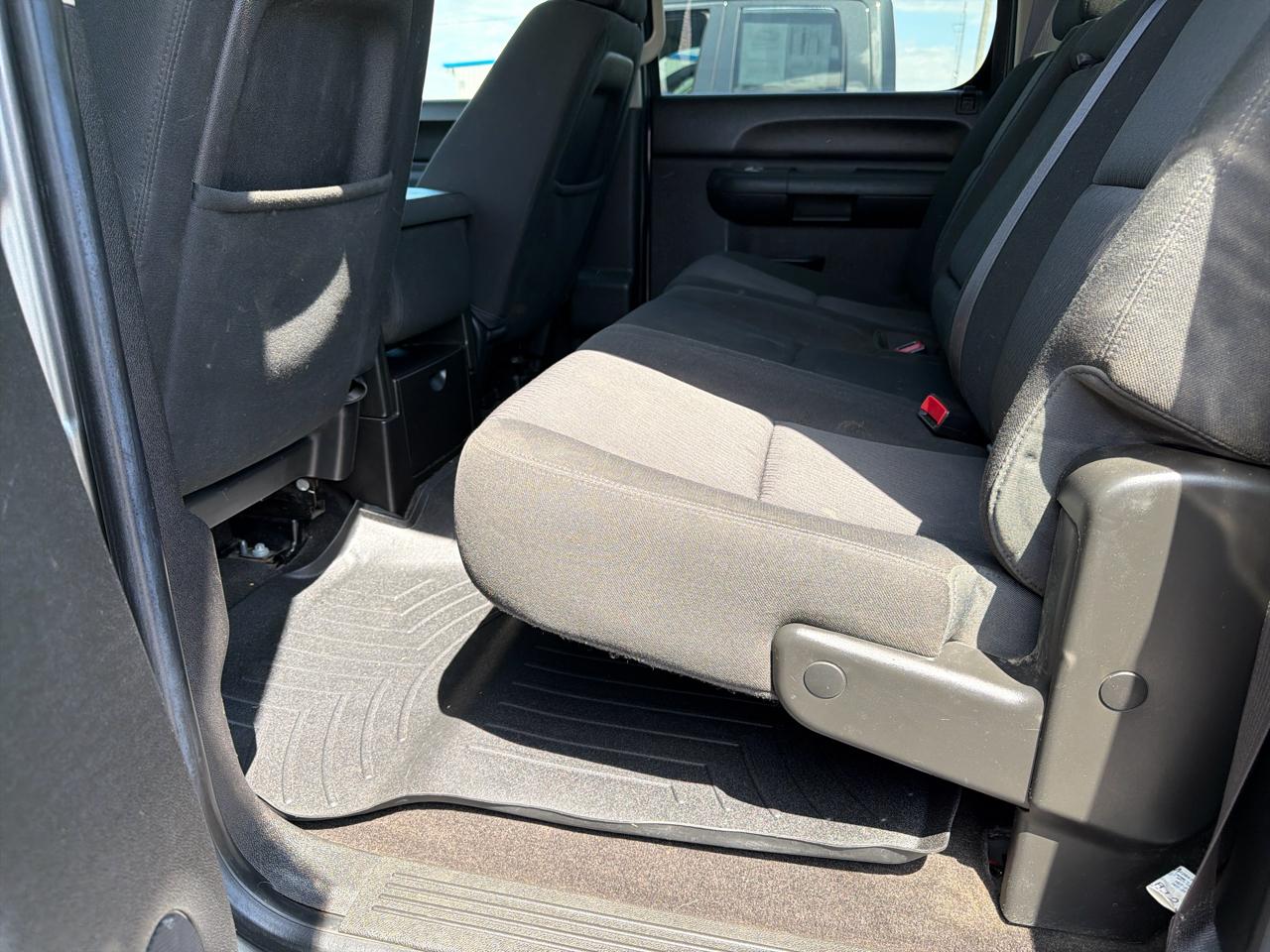 Chevrolet Silverado 1500 4WD Crew Cab 143.5" LT 2013